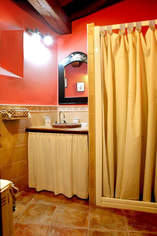 Apartamentos Rurales La Solana Robledillo De Gata Eksteriør billede