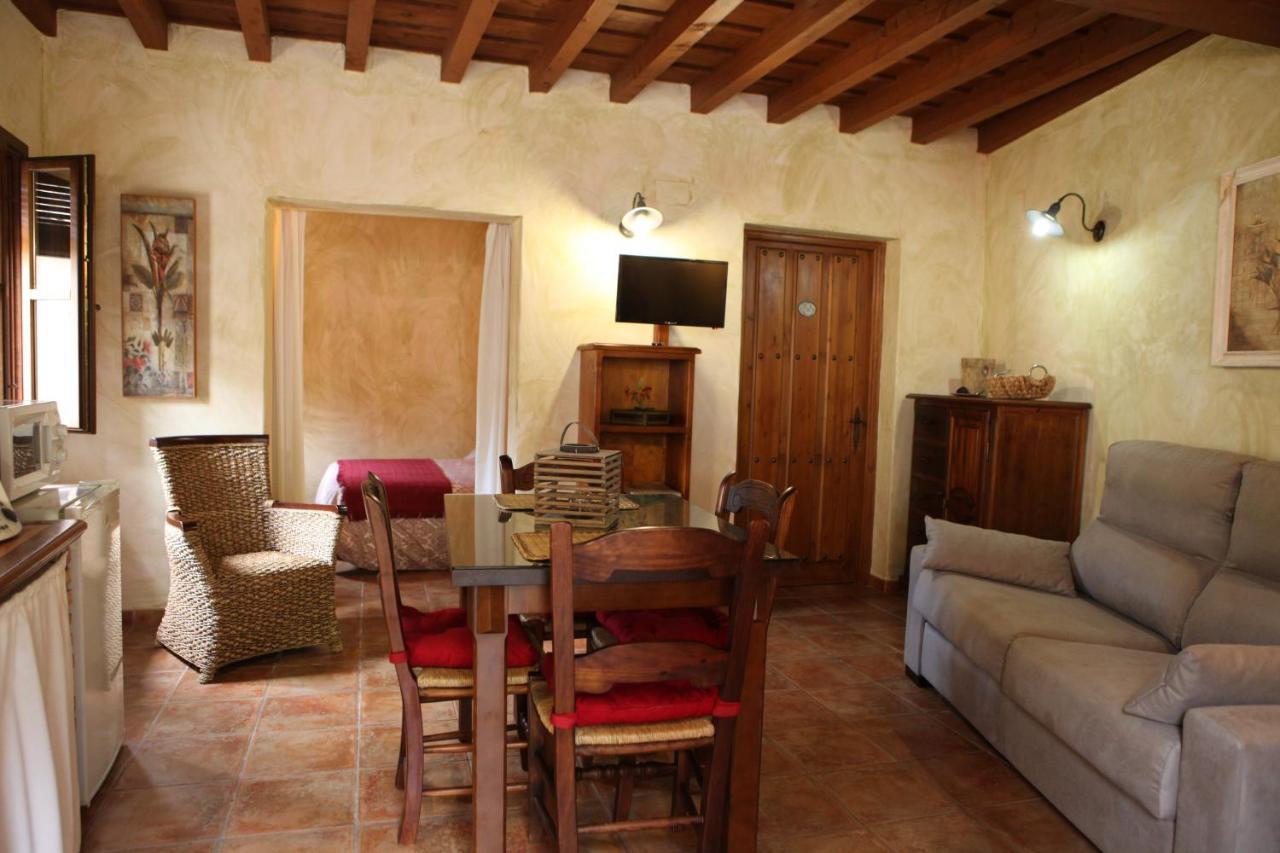 Apartamentos Rurales La Solana Robledillo De Gata Eksteriør billede